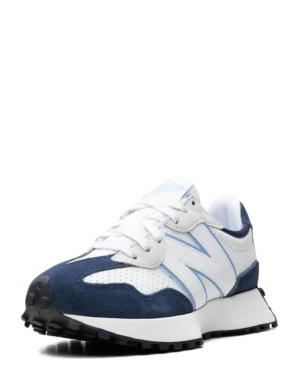  Balance sneakers 327 